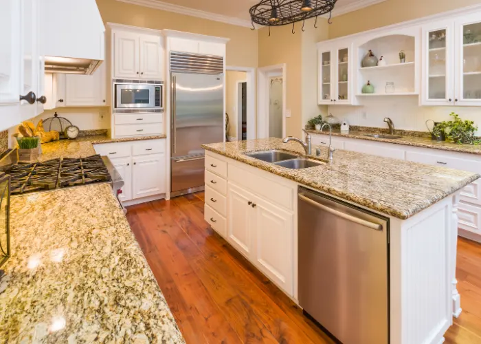 Beautiful kitchen with granite kitchen countertops and hardwoods floors